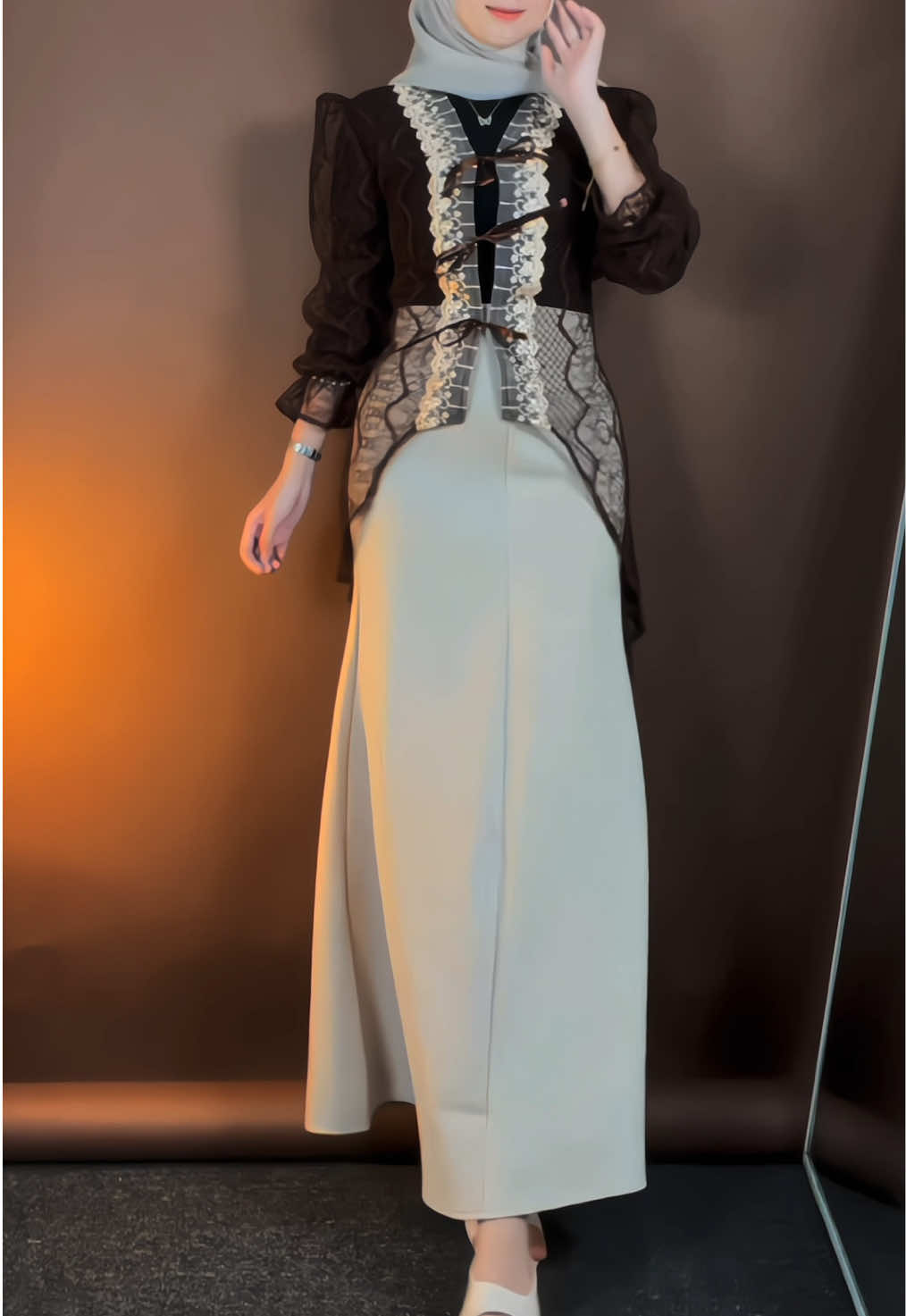 rekomendasi outfit kondangan/lebaran/wisuda by @luckyrose_shop #outerbrukat #outerkondangan #outerlebaran #mermaidskirt #outfitwisuda 