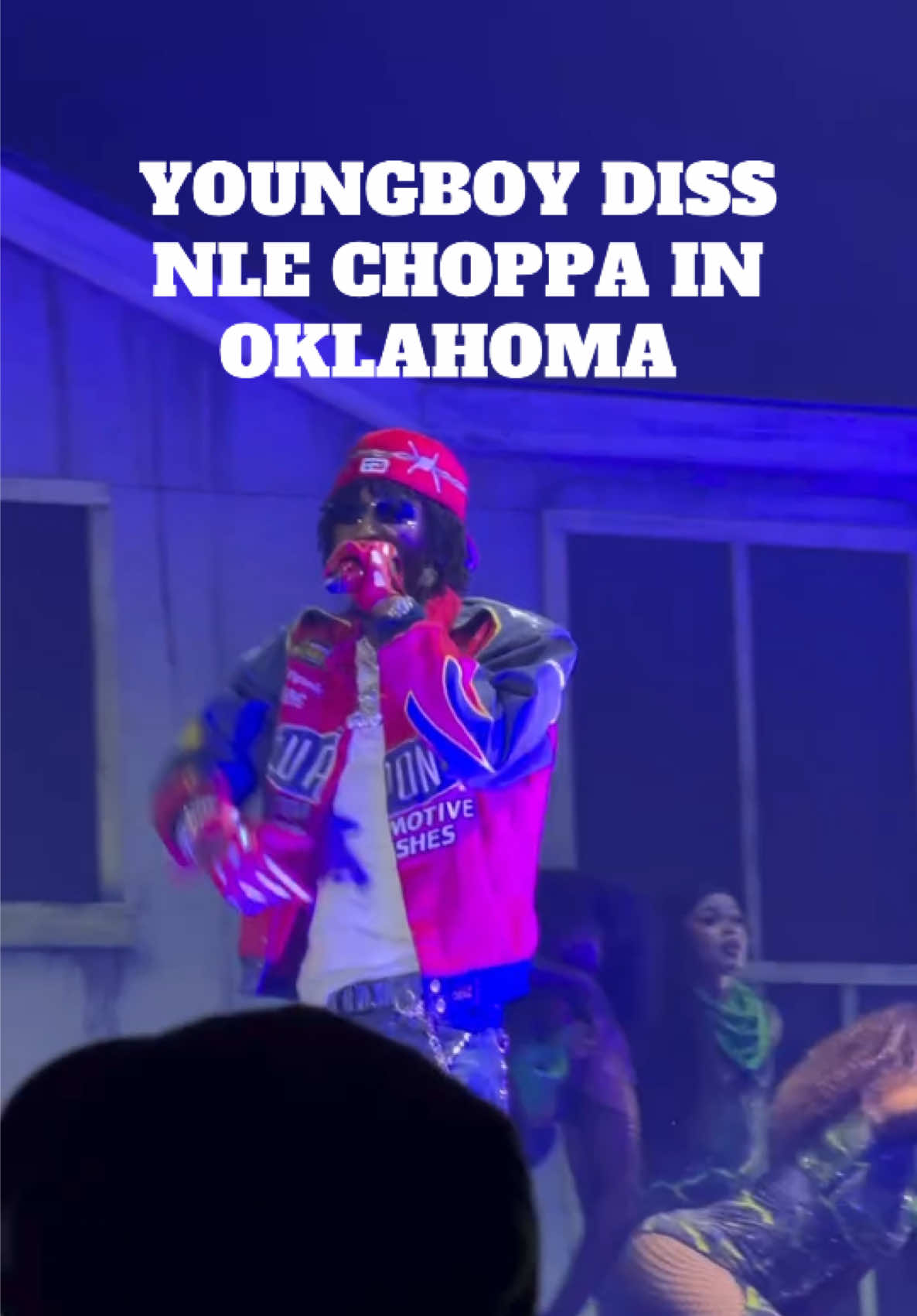 NBA YOUNGBOY x NLE CHOPPA DISS ENERGY 🔥⚡ Oklahoma City went wild tonight at the Paycom Center as NBA YoungBoy threw shots toward NLE Choppa during the MASA Tour show 💯🙌. Fans went crazy, screaming every word and reacting to the bars in real time ⚡🔥. YB kept the energy intense, showing why he commands the stage and the streets — pure hype, pure dominance, pure chaos 💚🔥. 📍 SHOW DETAILS: 🏟️ Venue: Paycom Center – Oklahoma City, OK 🚪 Doors: 6:00 PM 🎤 Show: 8:00 PM 🎟️ Tickets: MASA Tour Official 💡 FUN FACTS: – The crowd went insane reacting to every diss line — social media is already blowing up with clips 🙌🔥 – MASA Tour has grossed over $70 million from 42 shows, proving YB’s influence is untouchable 💰⚡ #NBAYoungBoy #nlechoppa #MASATour #youngboyneverbrokeagain #nbayoungboyconcert 