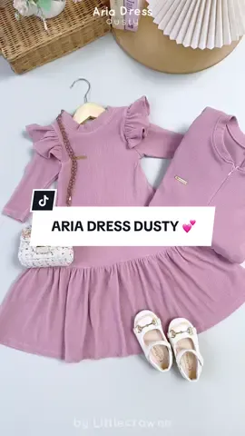 DRESS SIMPEL TAPI CANTIK 🤭💕 warna pink emang selalu ada ruang di hati ya moms, looknya bikin feminim, lembut, dan elegan 🥰 cocok buat kemana aja nih.. 🛒 Ready couple ibu dan anak usia 1-10 tahun, cek keranjang kuning! #fyp #littlecrownn #coupleibudananak #dresscouple #dressanak 