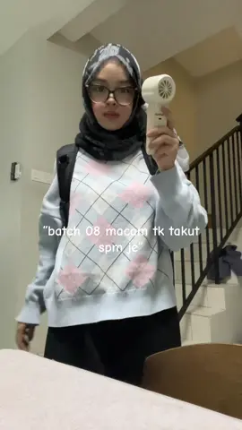 aku bru brp minggu naik sch ttibe dh nk spm 🙂