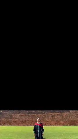 သူငယ်ချငိးတွေနဲ့I want to be forever young🩵#fypシ #graduation #tiktokviral #