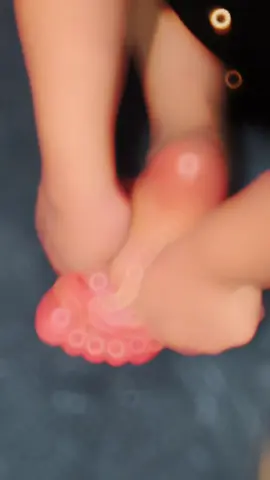 Khi bàn chân được chăm sóc, tâm mình cũng dịu lại #yenspaduongsinhgovap #goidauduongsinhgovap #massagebodygovap #massagecovaigaygovap #xuhuong 