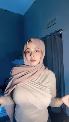 Follow ig aku @bbynovee