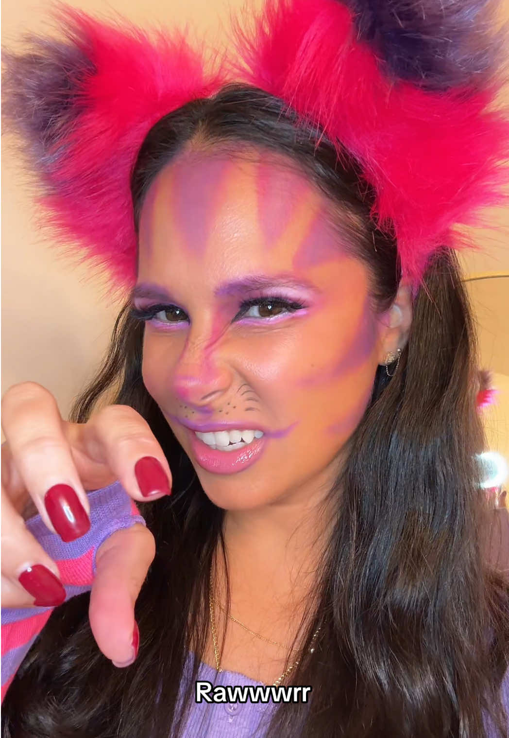 Rawwrr #rawrrrr #cheshirecat #halloweenlook #halloweenmakeup #fyp