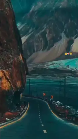 اور اگر میں تجھ سے پہلے مر جاؤں گا ❤️‍🩹🥺 وعدہ ہے میرا میں تجھ سے ملنے آؤں گا🥹💔 IshaqZada  TikTok team unfreeze my account please. #foryou #urdupoetry #poetry #growaccount #creatorsearchinsights 