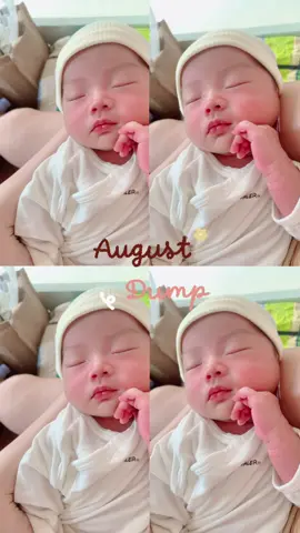 Hạnh phúc của mẹ là ngắm e ngủ ngoan mỗi ngày. Bé con của mẹ, lớn lên đi nhé. Nhưng từ từ thôi… để mẹ kịp nhớ #anhduong #anhduongcuame