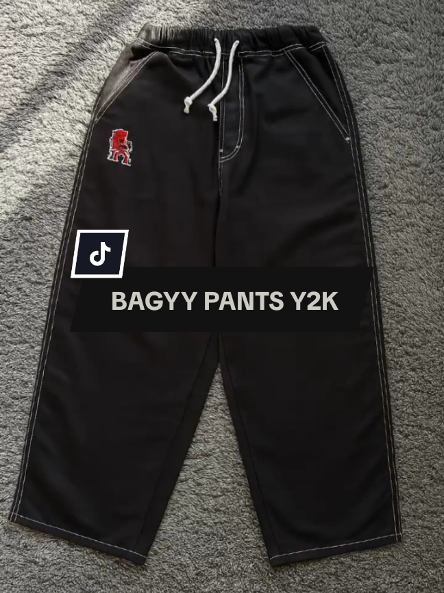 buat lu nih yang suka celana celana baggy cocok bangett ini celana dahh #baggypants#baggypantsy2k#y2kstyle #fyp#iniajas 