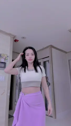 អត់ល្បីដូចគេ ចាំលេងតែក្រោយគេបានហើយ😄😄