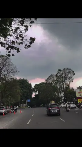 tinggalkan satu pesan disini