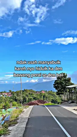 namonyo se nan perai tetap babayia juo🤣#storyminang #quotesminang #tiktokminang #minangtiktok #fyp 