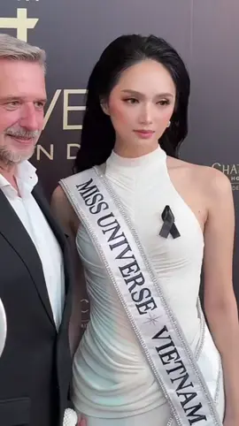 Fan thái khen nức nở khi Hương Giang xuất hiện #queenbeauty_team 