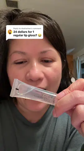 Replying to @doeharlow Mac lipglass in clear 