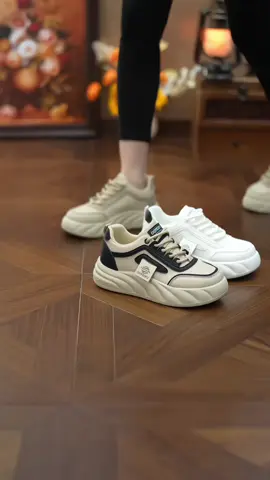 Giày Thể Thao Nữ  Đế Mềm Nhẹ Êm #giaythethaonu #giaysneaker #giaynuxinh #giaynu #xuhuongtiktok 