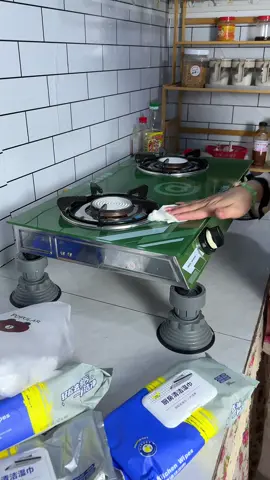 Làm ơn làm phước mấy bà đừng có tiết kiệm mà lấy quần áo cũ lau bếp nha #ngoctuyen #review #khanlaudanang #khanlaubep  