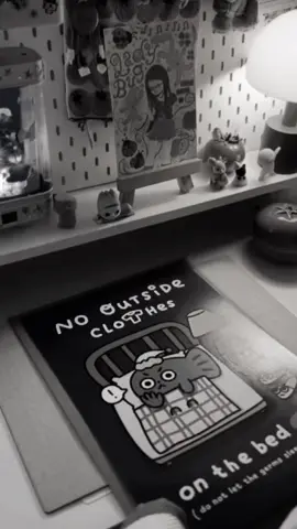 Christy lihatlah kode perempuan satu ini sampe’ foto tomat yg ada di bingkai itu di ganti pakai gambar ikan kamu itu #christyjkt48🐟 #muthejkt48🍅 