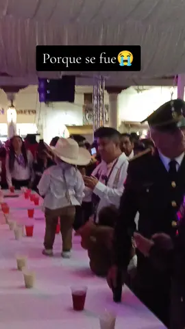 Un verdadero héroe, el mejor Presidente de la historia, dejas un gran legado😭