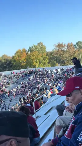 DJ Big Worm, The Administrator of the Turntables, MR. GUARANTEED TO MAKE EM SING, aka The Transition King GOT EM AGAIN! Sing, SC State Fans!!! #BulldogFootball #SCSU #HBCU #GoDogs 