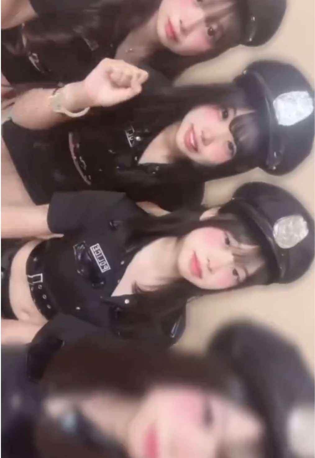 がたがたすぎる笑笑笑 #ハロウィン#ポリス#jk#sjk#fypppppp