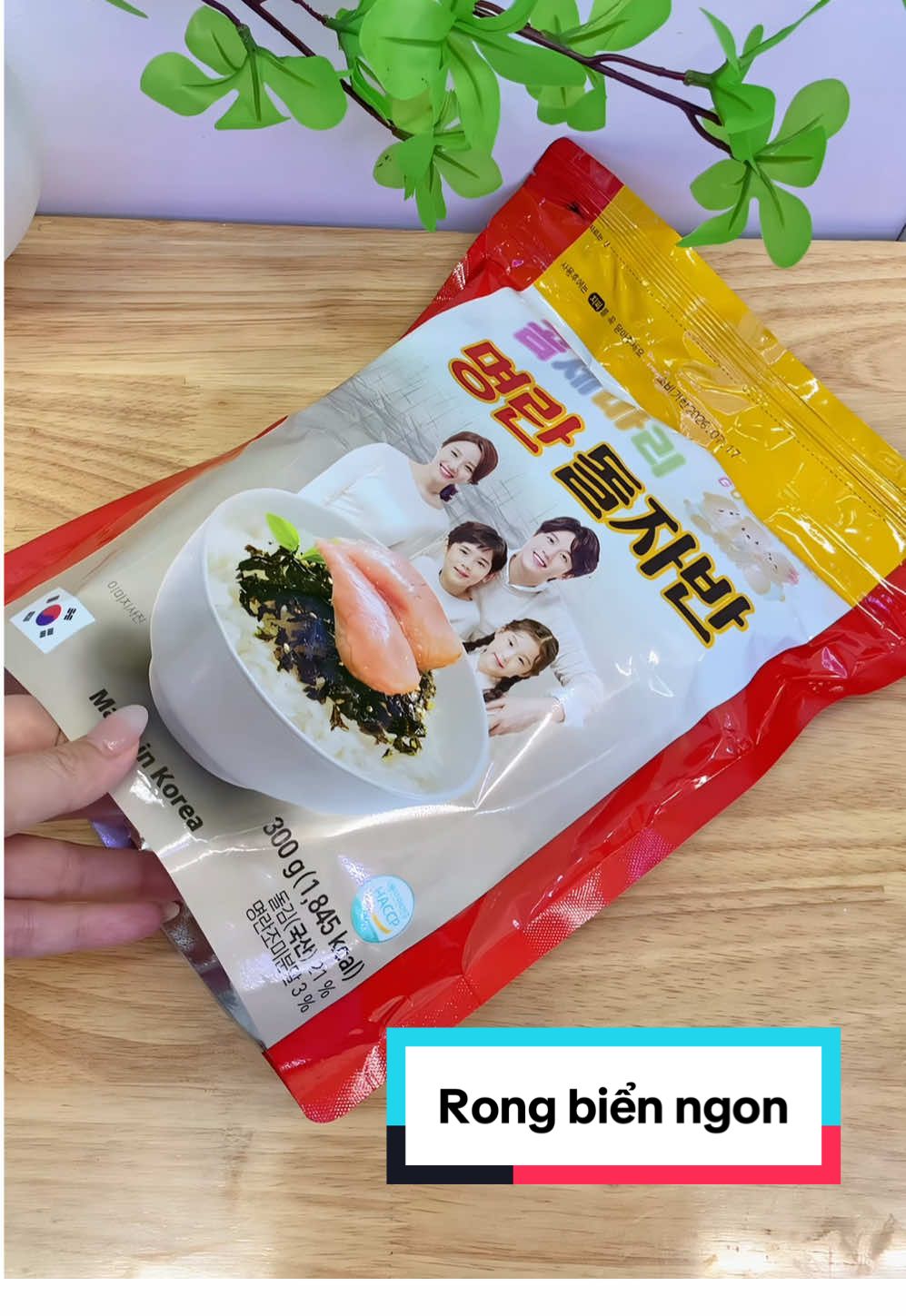 Bé nào lười ăn cơm thì cũng sẽ mê tít cái món cơm trộn rong biển này đó các mẹ ơi #rongbienhanquoc #rongbiengiadinh3congau #monngonchobe #xuhuongtiktok #taphoanhabi 