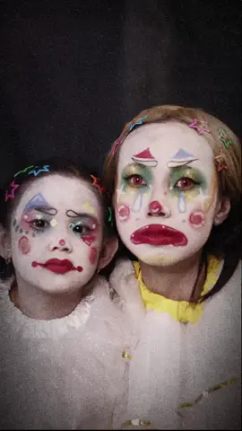 GAK NYANGKA KALO KONTEN KITA BISA NAIK FYP LAGI, THANK YOU SO MUCH UDAH BIKIN KITA MAKIN SEMANGAT NGONTEN! 🥹✨💕🤏 #clowns #halloweenmakeup #halloween 