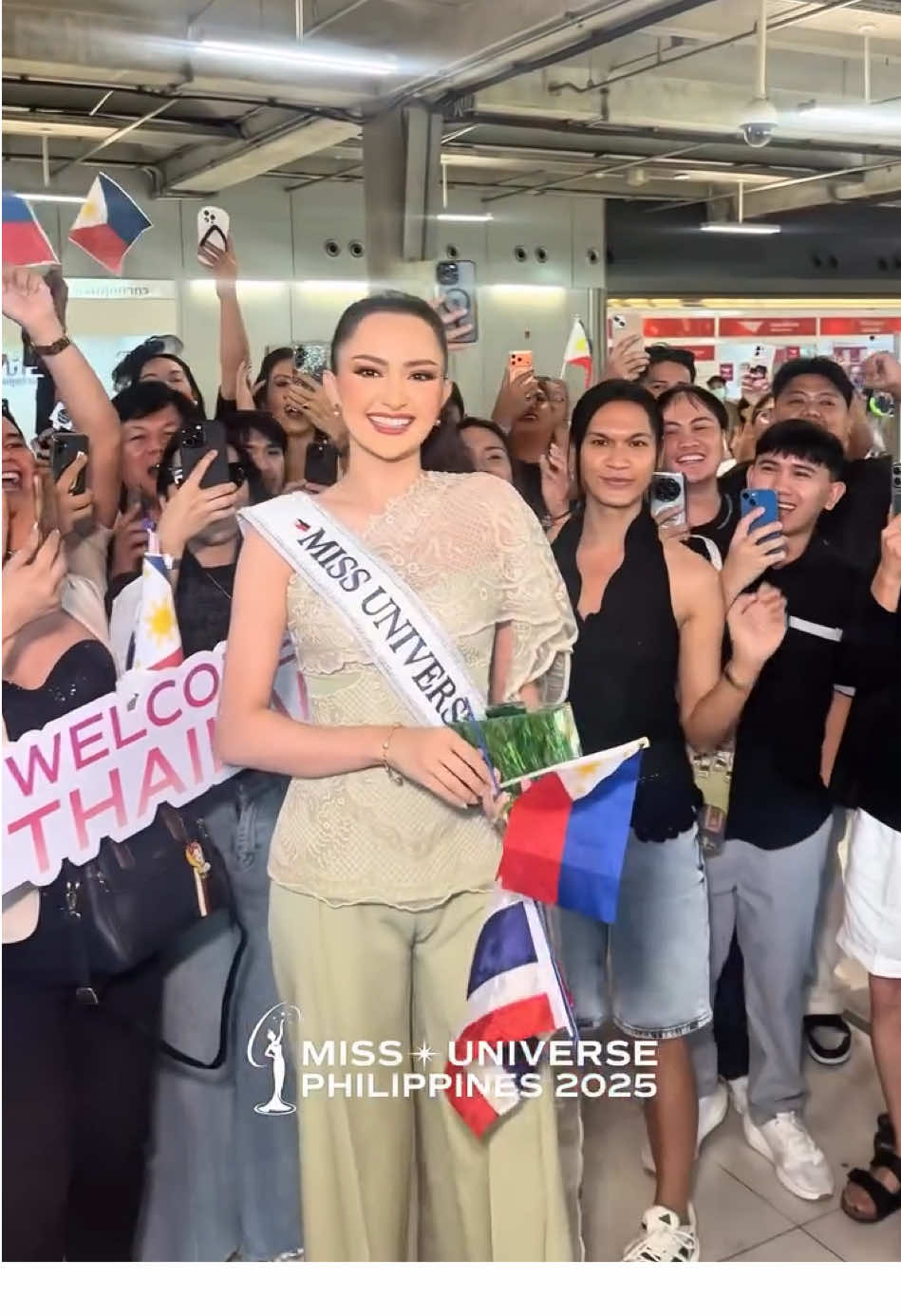 THAI FANS 🇹🇭✨ #ahtisamanalo #missuniverse #missuniversephilippines #missuniverse2025 #thailand 