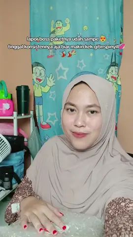 tencuuu mpokk @bysarahahmad04  paketnya dah sampe , maaciw dah bikin produk yg best best bgt ya mpokkk , beneran semua produkny okee bgt, aku pake dr deo, intimate wash, misk tahara dan teh hijau+olive oilnya, benerann baguss semua huhuhu cinteeee ama produk btsarahahmad♥️ #bysarahahmad #tehhijau #oliveoil #greentea 