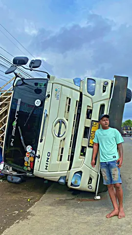 Mungkin kamu lelah putihku🥺