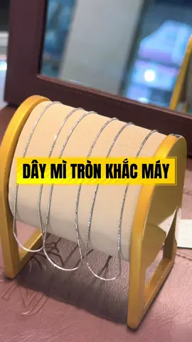 Dây mì tròn khắc máy - chất liệu vàng Ý 750 nhập có sẵn tại #pnjquangtrunghocmon #dâychuyền #dâychuyềnnữ #giaohangnhanhtoanquoc #freeship 