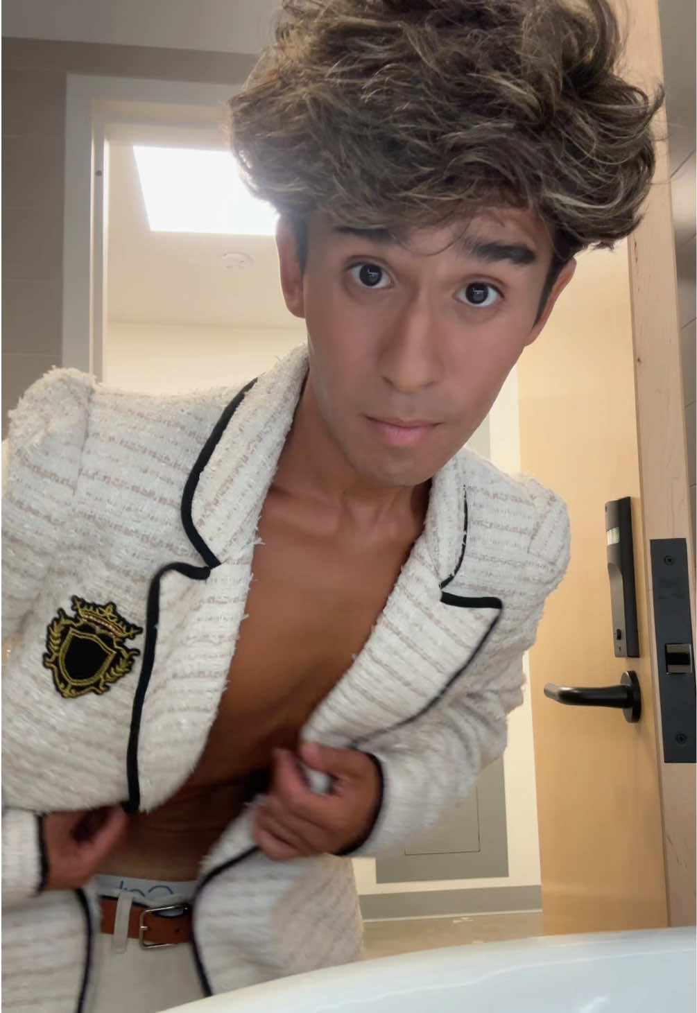 modeling for victoria henley’s magnifique runway