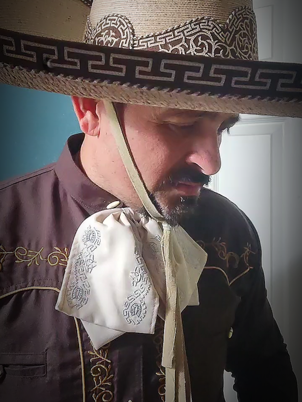 LA VEJEZ.... CORAZÓN RANCHERO ESCUCHEN LA LETRA.... REALMENTE EXELENTE #regionalmexicano #muralsbyluisesparza #mariachi #tristeza #musicamexicana 