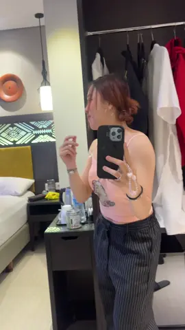 joget abah abah (perut abis sarapan omelette 3 sosis 1 roti canai 1)🥰🥰