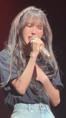 Wendy’s vocals are no joke 😭😭 she eats her CDs TRULY and I’m just sitting here crying nonstop #wendy #wendyredvelvet #redvelvetwendy #wendytour 