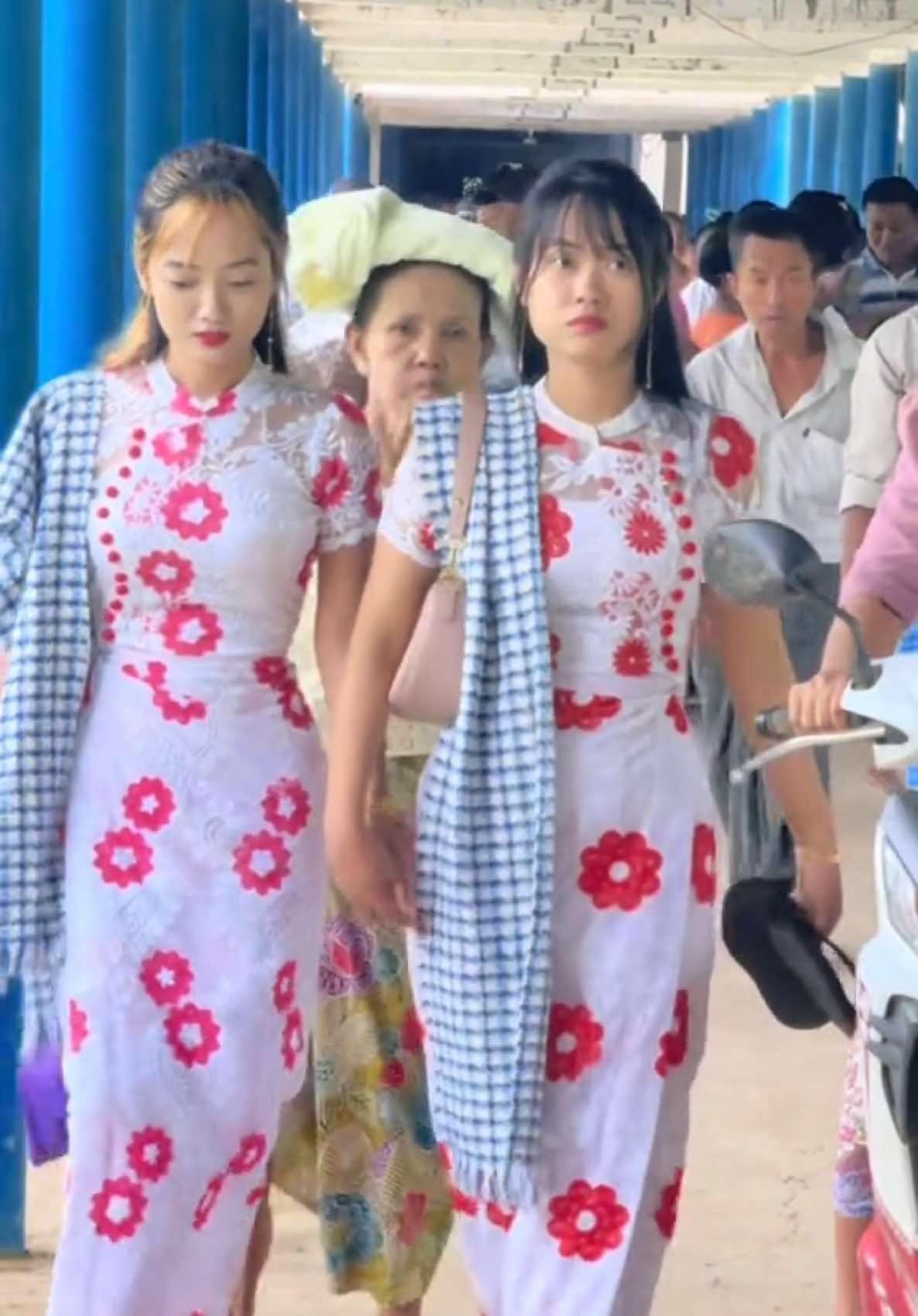 အမေ့ကိုယ်ပွါးလေးနှစ်ယောက်🤍