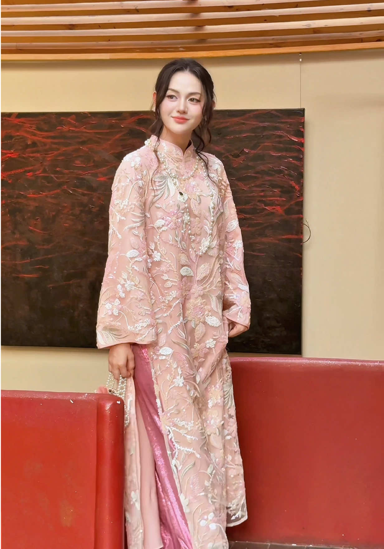 Áo dài đính kim sa - Hồng Sa #thoitrangnu #reviewlamdep #aodai #fyp #aodaitet 