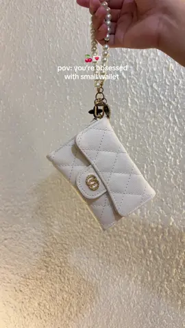 found the perfect small wallet na kasya cards and coins ko, super cute 🍒💌 #smallwallet #compactwallet #womenswallet #walletforwomen #gift 