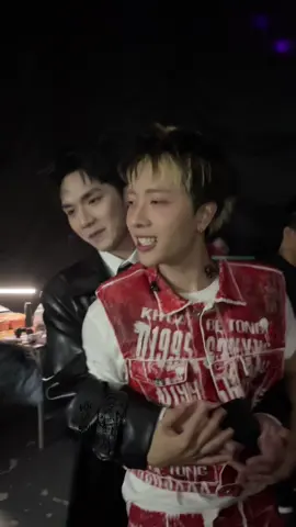 Giấu ảnh trên phòng 1 tiếng mấy xong vừa gặp mẹ NICKY mụt cái là méc liềnnn #vuongbinh #doclabinhvuong #anhtraisayhi2025 #anhtraisayhi #monstar