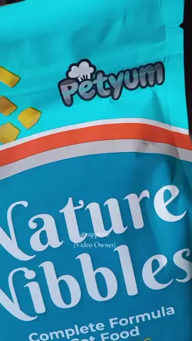 #PetsOfTikTok #catfood #petyum #petyumcarnivoreclassics #pet 