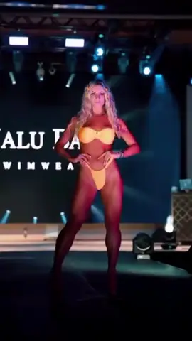 siete pronti??? Fashion week , sin city, sfilata . #sfilata #fashion #model 