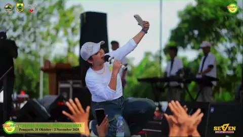 Ratna Antika live Festival Mangga Pemalang 2025 #ratnaantika #festivalmanggapemalang2025 #desaenggarit #pemalang 