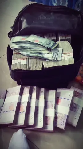 Get rich and Disappear 😎 #马来西亚 #malaysiatiktok #fyppppppppppppppppppppppp #fypmalaysia #viralmalaysia 