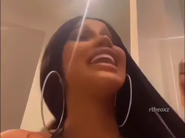 Last Christmas, Cardi B version 🫣🔥