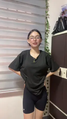 ganda ng seamless short na ito!🫵💅✨ @MOVING PEACH vn #fyp #seamlessshort #gymshort  