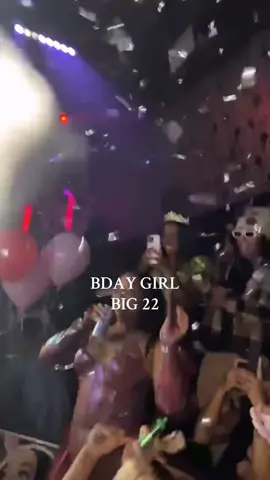 had the best time celebrating my 22nd birthday @PrettyPlease HipHop Nightclub !!!!!