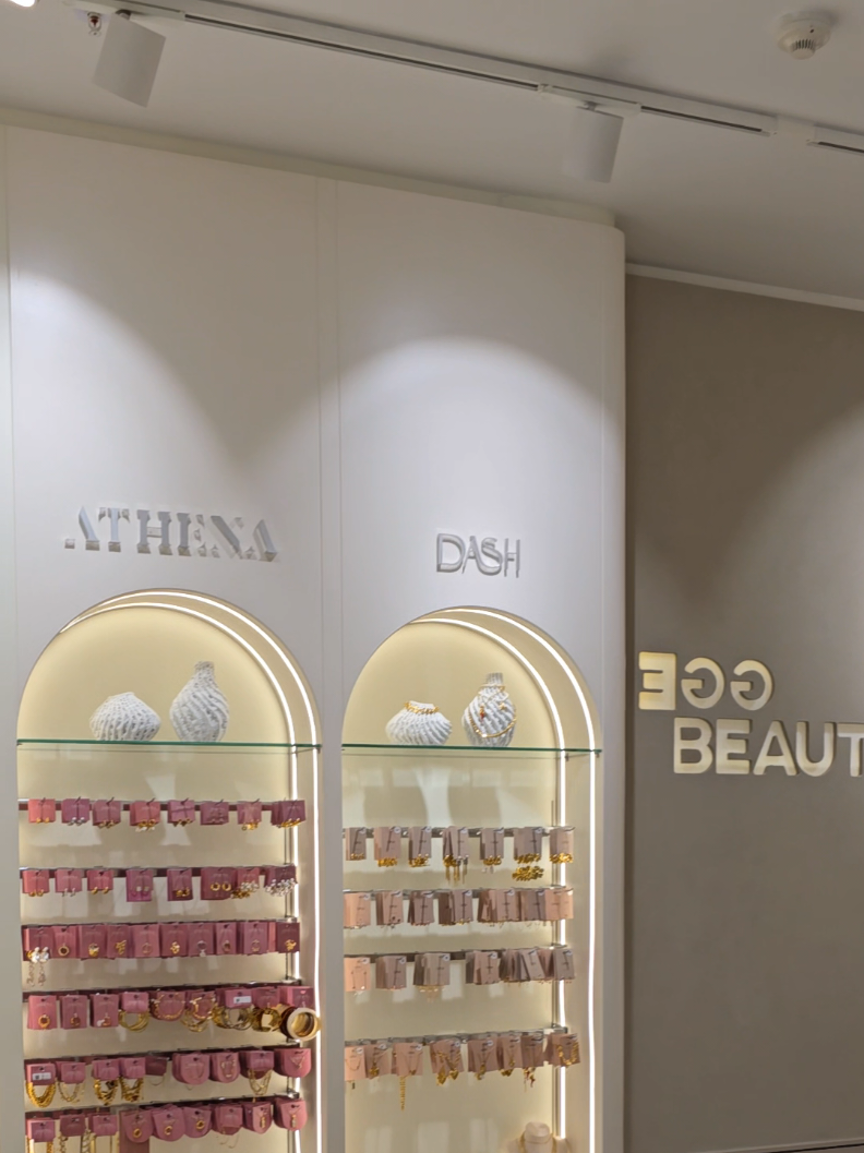 Egg store new location @the zone#fyppppppppppppppppppppppp  @EGG  #southafrica  #johannesburg  #rosebankmall 