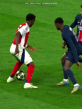Bukayo Saka - Dribbling Skills ☠️ #footballtiktok #soccertiktok #saka #bukayosaka #arsenal 