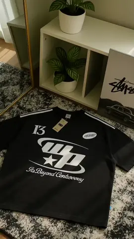 TSHIRT BOXY FIT CROP OVERSIZE DEWASA WOOPIE PROJECT HITAM STRIPE #tshirtboxy #tshirtoversize #tshirtstripe #rekomendasi 