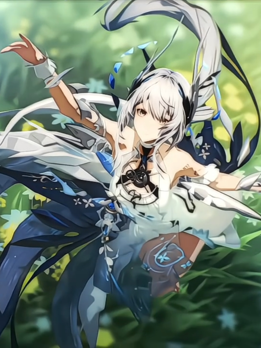 She is very beautiful 🤍 . . . #liv #punishinggrayraven #punishinggrayravenedit #pgr #kuro #pgredit