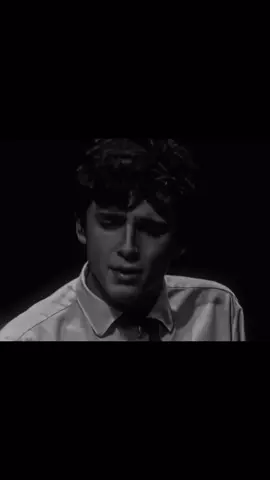 انا حتى لم اكتشف من انا..🚶🏼‍♀️