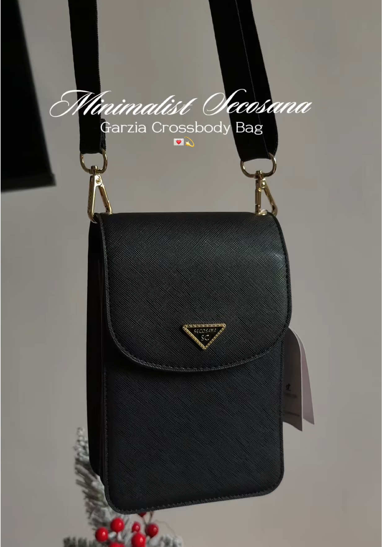 Gandaa grabeee! 🖤#Garziasecosana #minimalistbag #crossbodybag #cellphonebag @secosanaph 
