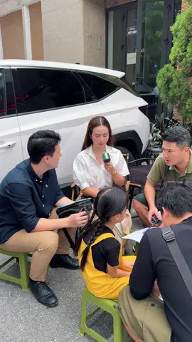 Chị em nhà này tốn Viễn Tú quéeeee :)))))) #huyenlizzie #cachem1milimet #dienvien 